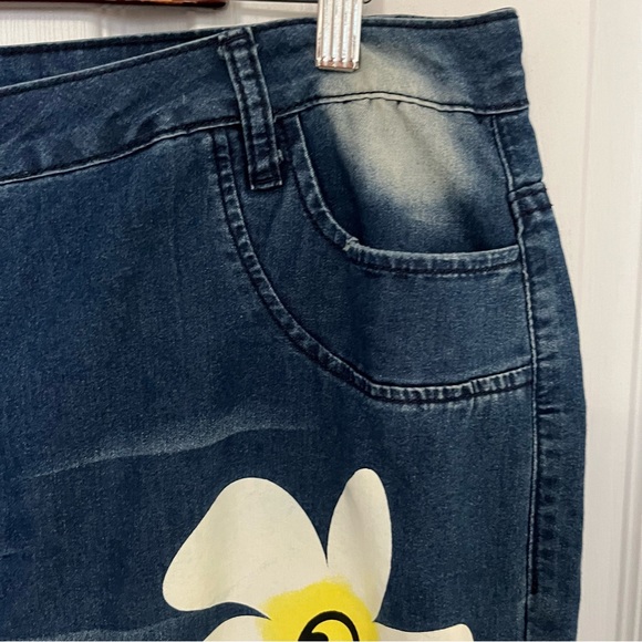 FLOWER POWER JEANS - Picture 10 of 15
